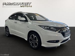 2017 Honda Vezel 1.5 Hybrid Auto Half Leather - Image 3
