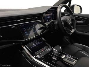 Audi Q7 TFSI QUATTRO S LINE BLACK EDITION MHEV - Image 3