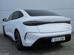 BYD Seal Excellence - Image 4