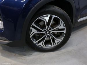 Hyundai Santa Fe PREMIUM PLUS 4WD 2.2L DIESEL 7 SE - Image 3