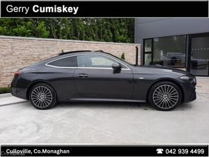 Mercedes-Benz CLE 300 AMG Line Premium PHEV - Image 3