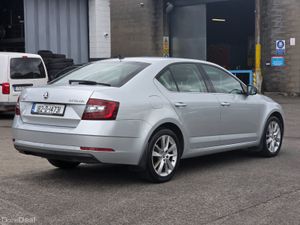 Skoda Octavia 1.0TSI Automatic - Image 3