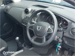 Dacia Sandero Stepway Diesel Hatchback Ambiance - Image 4