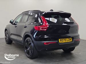 Volvo XC40 B4 PLUS BLACK EDITION - Image 3