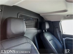 Land Rover Defender DEFENDER 110 3.0 D Hardtop - Image 3