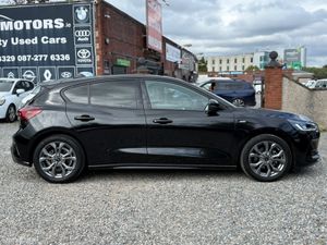 2023 Ford Focus 1.0 ST-LINE - Image 2