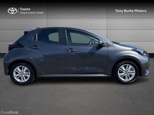 Toyota Yaris - Hybrid - New Generation - Luna Edit - Image 3