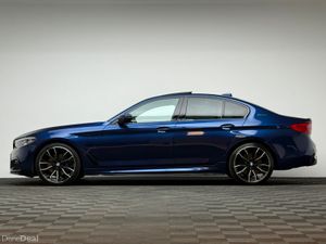 BMW 5-Series 530E M SPORT *SUNROOF* - Image 4
