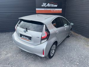 Toyota Aqua 1.5  HYBRID AUTO - Image 3
