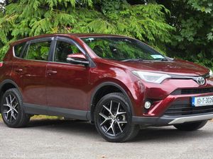 2016 Toyota RAV4 2.0 D4D Luna Sport - Image 2