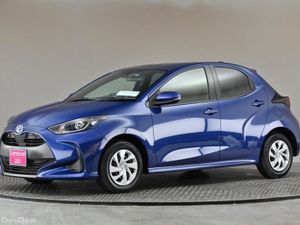 Toyota Yaris 1.5 HYBRID **REVERSE CAM**PARK SENSOR - Image 4