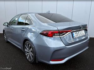 Toyota Corolla HYBRID LUNA SP SPORT 4DR AUTO - Image 3