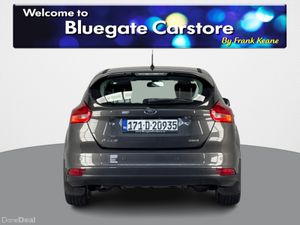 Ford Focus ZETEC 1.0 ECOBOOST 100PS 4DR **18 INCH - Image 4