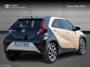 Toyota Aygo X AYGO 1.0 DESIGN - Image 2
