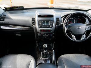 🔥 2014 Kia Sorento 2.2 Diesel 4WD Platinum 🔥 - Image 4