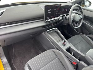 Volkswagen T-Roc R-LINE 1.5TSI 150HP MHEV - Image 3