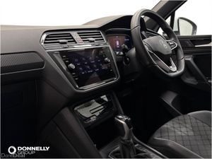 Volkswagen Tiguan Estate Special Edition R-Line Ed - Image 2