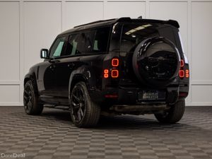 2022 Land Rover Defender 110 P400e X-Dynamic SE - Image 4