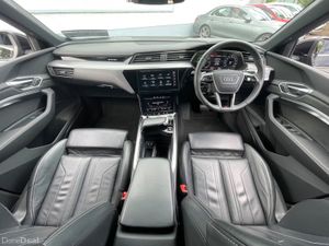 55 QUATTRO - S LINE¬SPORTBACK   BLACK PACK - Image 3
