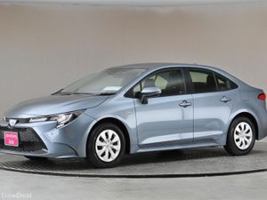 Toyota Corolla 1.8 HYBRID SALOON **RREVERSE CAM**P - Image 4