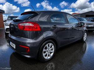 16 Kia Rio 1.2 low kms great starter car - Image 3