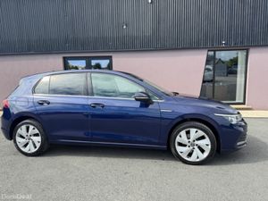 Volkswagen Golf STYLE TDI S-A DSG - Image 3