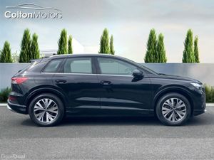 Audi Q4 e-tron 40 Sport - Image 4