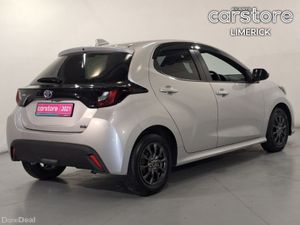 Toyota Yaris 1.5 - Image 3