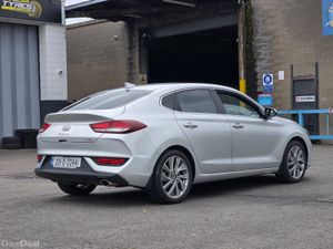 Hyundai i30 FastBack 1.6  Diesel - Image 3