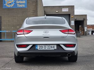 Hyundai i30 FastBack 1.6  Diesel - Image 4