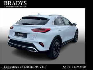 Kia XCeed 1.6 GDI PHEV AUTO - Image 3
