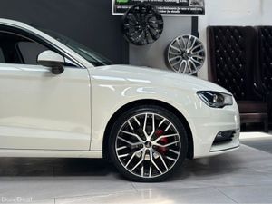 1.4 TFSI MANUAL PAN ROOF - Image 4