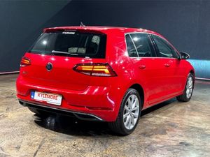 Volkswagen Golf 1.2 AUTOMATIC - FACTORY ALLOYS - C - Image 4