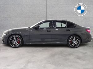 BMW 3-Series 330e M Sport Pro Edition - Image 4