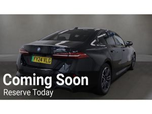 BMW i5 EDRIVE 40 M SPORT AUTOMATIC **ONE OWNER / 1 - Image 3