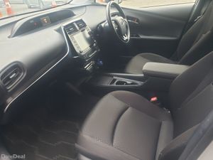 Toyota Prius 2022 - Image 3