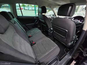 Volkswagen Tiguan ( 182 REG 2.0 TDI 4MOTION HIGHLI - Image 4