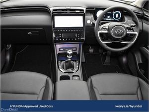 Hyundai Tucson Executive Plus w 2 Tone Roof - Image 4
