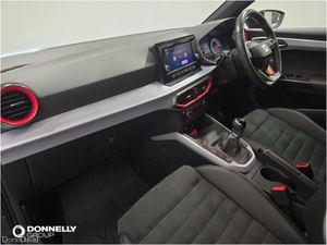 SEAT Arona Hatchback FR Edition - Image 3