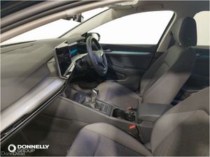 Volkswagen Golf Hatchback Match - Image 3