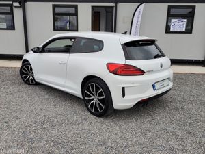Volkswagen Scirocco SPORT 2.0 TDI MANUAL 6SPEED FW - Image 4