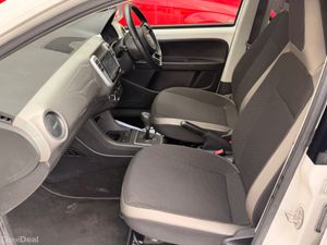 Volkswagen up 2015  1.0 Automatic - Image 3