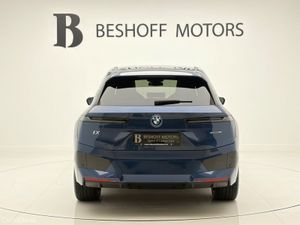 BMW iX 40 M-SPORT X-DRIVE=LOW MILES//HUGE SPEC//IV - Image 4