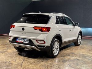 Volkswagen T-Roc 1.5 AUTOMATIC - CRUISE CONTROL - - Image 4