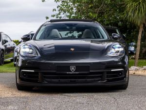 Porsche Panamera 4 E-Hybrid Sport Turismo - Image 4