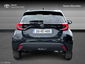 Toyota Yaris YARIS HYBRID LUNASPORT - Image 4