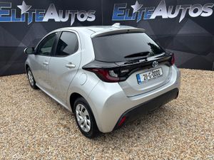 Toyota Yaris Self Charging Hybrid 2021 - Image 4