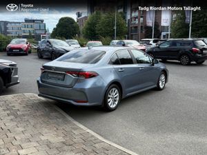 Toyota Corolla HYB LUNA SALOON - Image 2