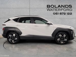 Hyundai KONA 1.6 HYBRID Elegance Auto  €99 per wee - Image 4