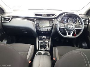 Nissan Qashqai 1.3 PET SV - Image 2